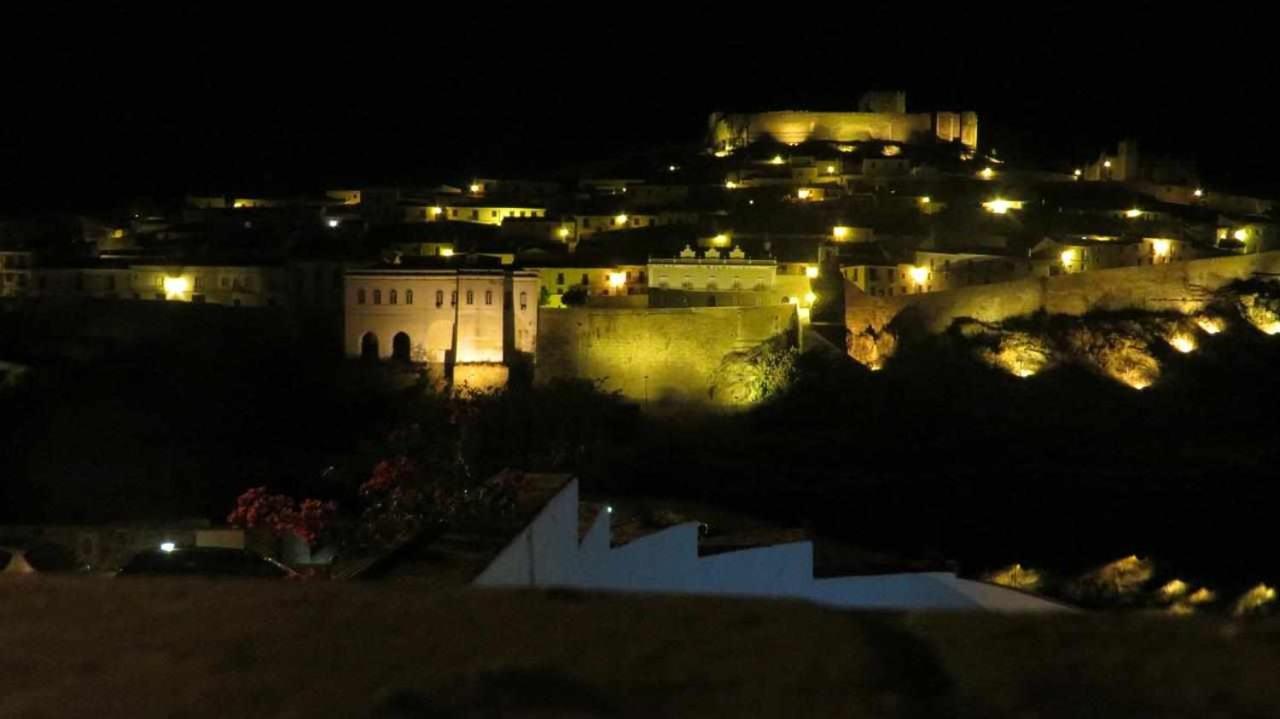Albergue Casa Da Tia Amalia Mértola Exterior foto